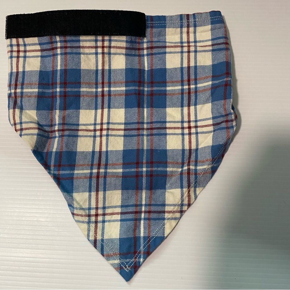 Duluth Trading Co Free Swingin Dog Lovin Flannel blue Plaid Bandana collar